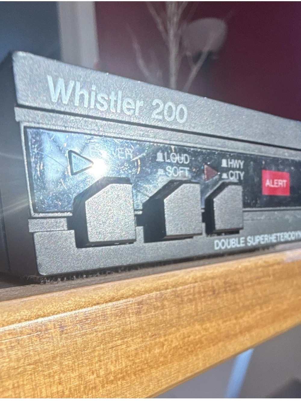 Whistler 200 Double Superheterodyne Radar Detector Audio/Visual,and CarryingCase